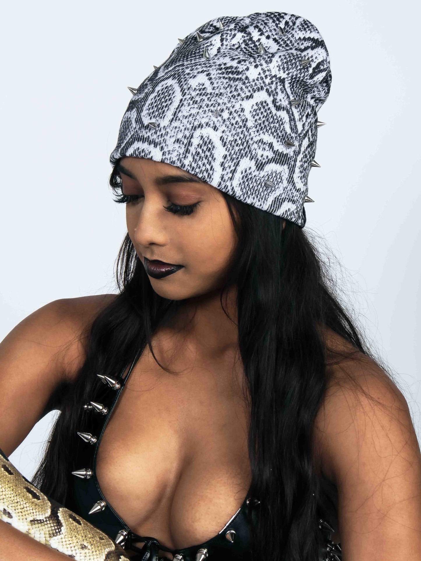 "Serpent" Spiked Beanie [WHITE]